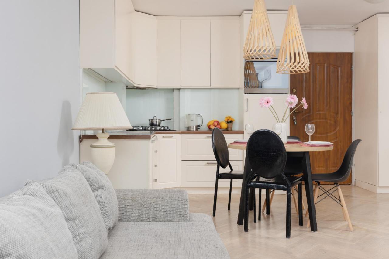 Zlota Apartment Center Of Warsaw By Noclegi Renters Esterno foto
