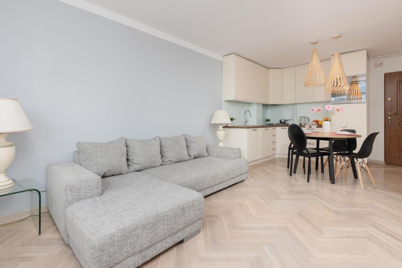 Zlota Apartment Center Of Warsaw By Noclegi Renters Esterno foto