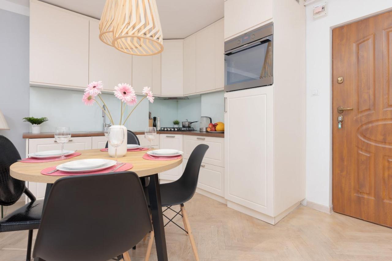 Zlota Apartment Center Of Warsaw By Noclegi Renters Esterno foto